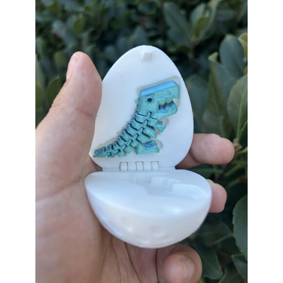 3D Printed Fossil Flexi Rex Egg. Fidget Toy. - Picture 7 of 9